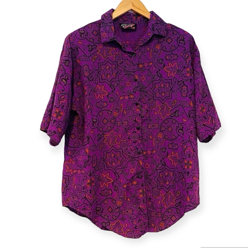 California Happenings Vintage Purple Short Sleeve Button Up Shirt Size Small